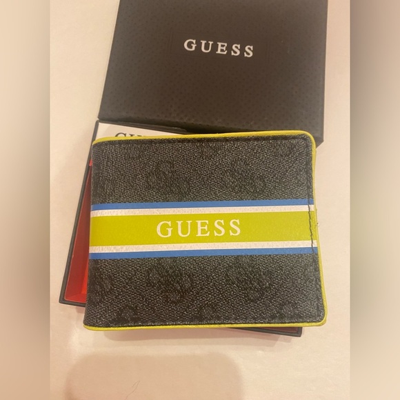 Guess Genuine Leather Wallet RFID Protection Black and Green/Yellow NWT - Picture 2 of 5